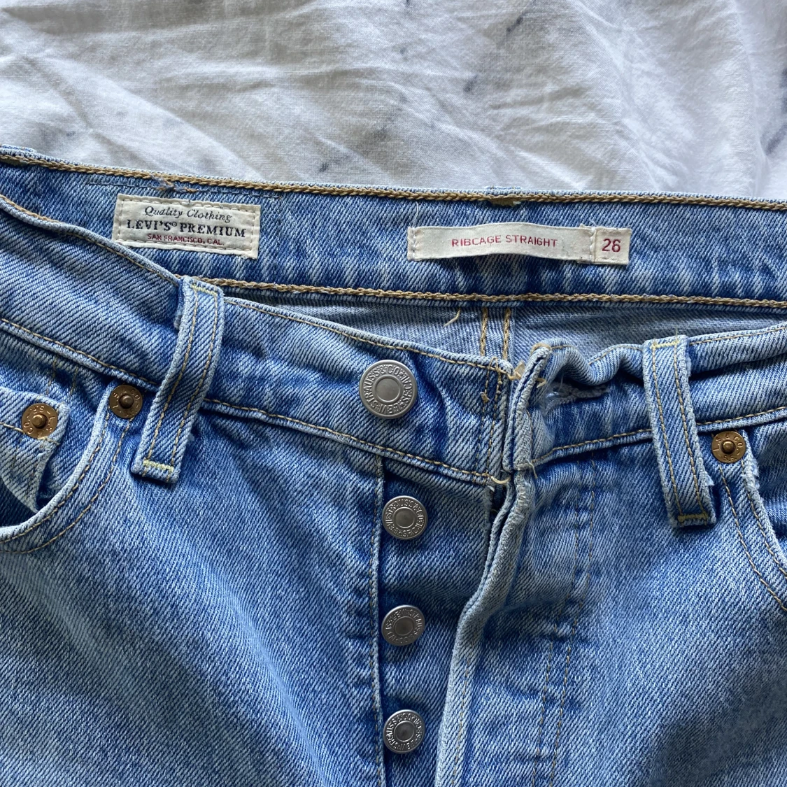 Levi’s Jeans  - 90