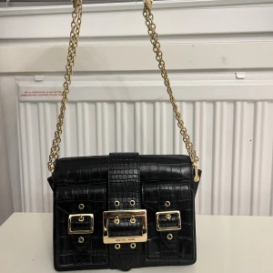 Michael kors väska - Säljer denna jättefina väska från Michael kors