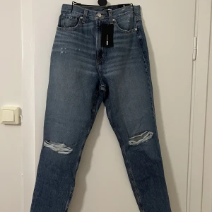 Momjeans - Oanvända