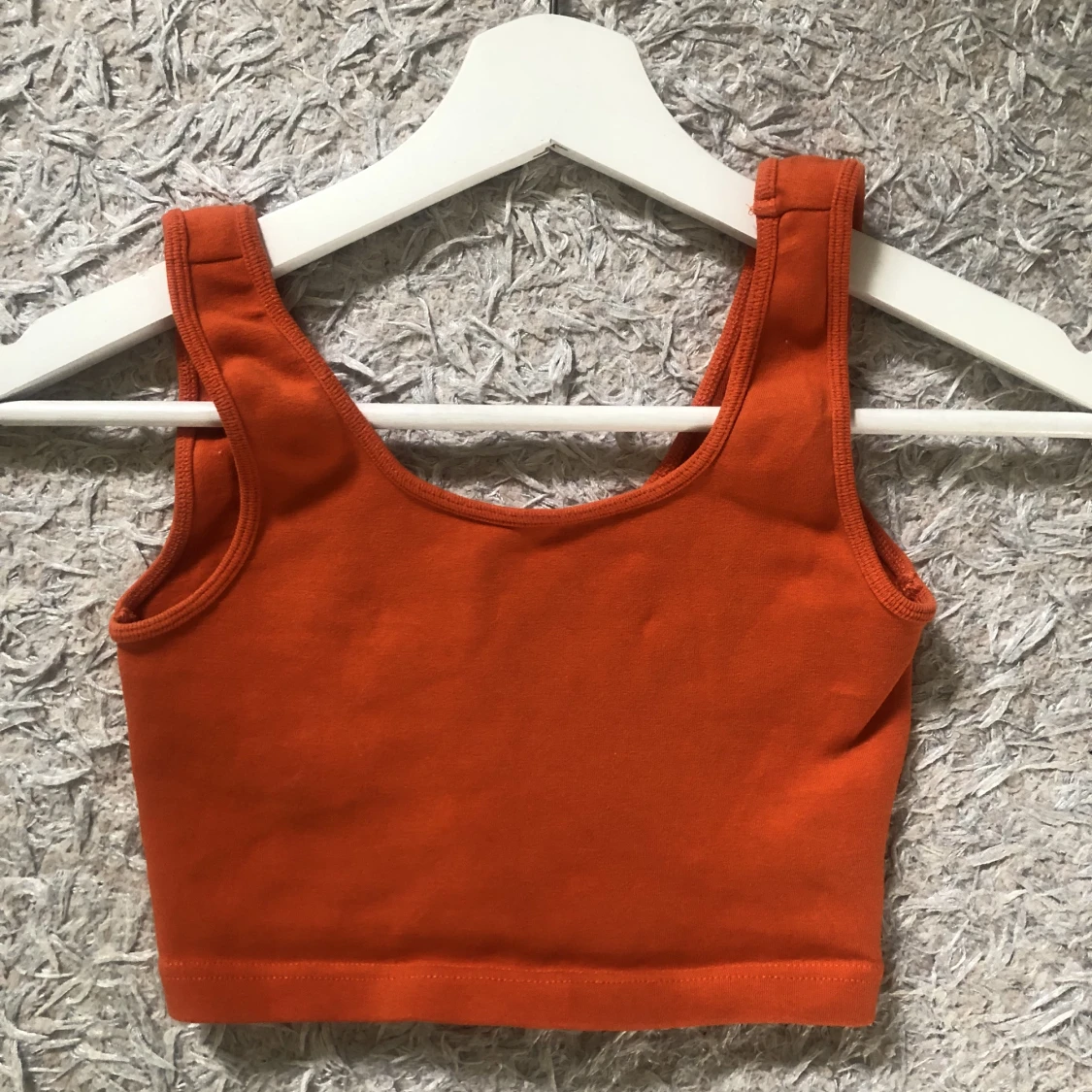 Orange topp från ginatricot