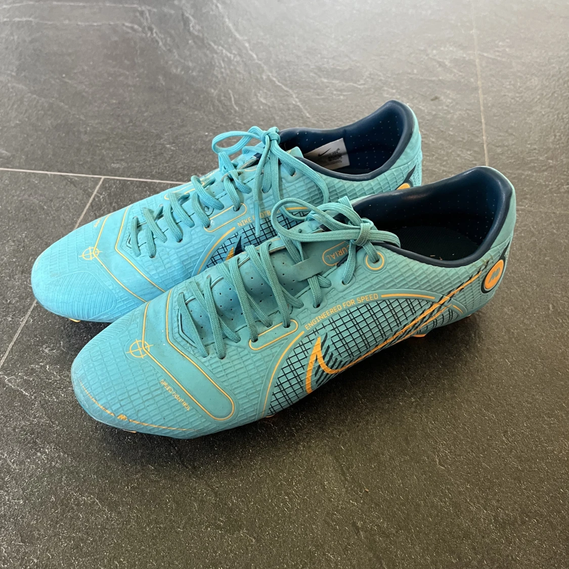 nike fotbollskor - 90