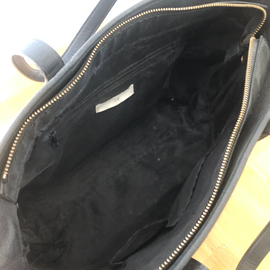 Svart väska - 91
