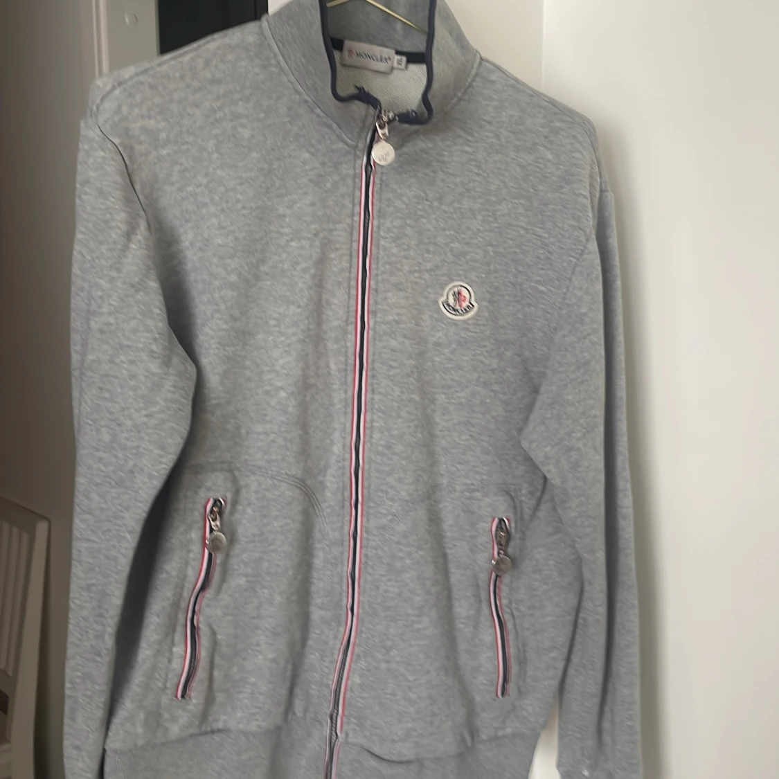 Moncler tröja XL  - 90