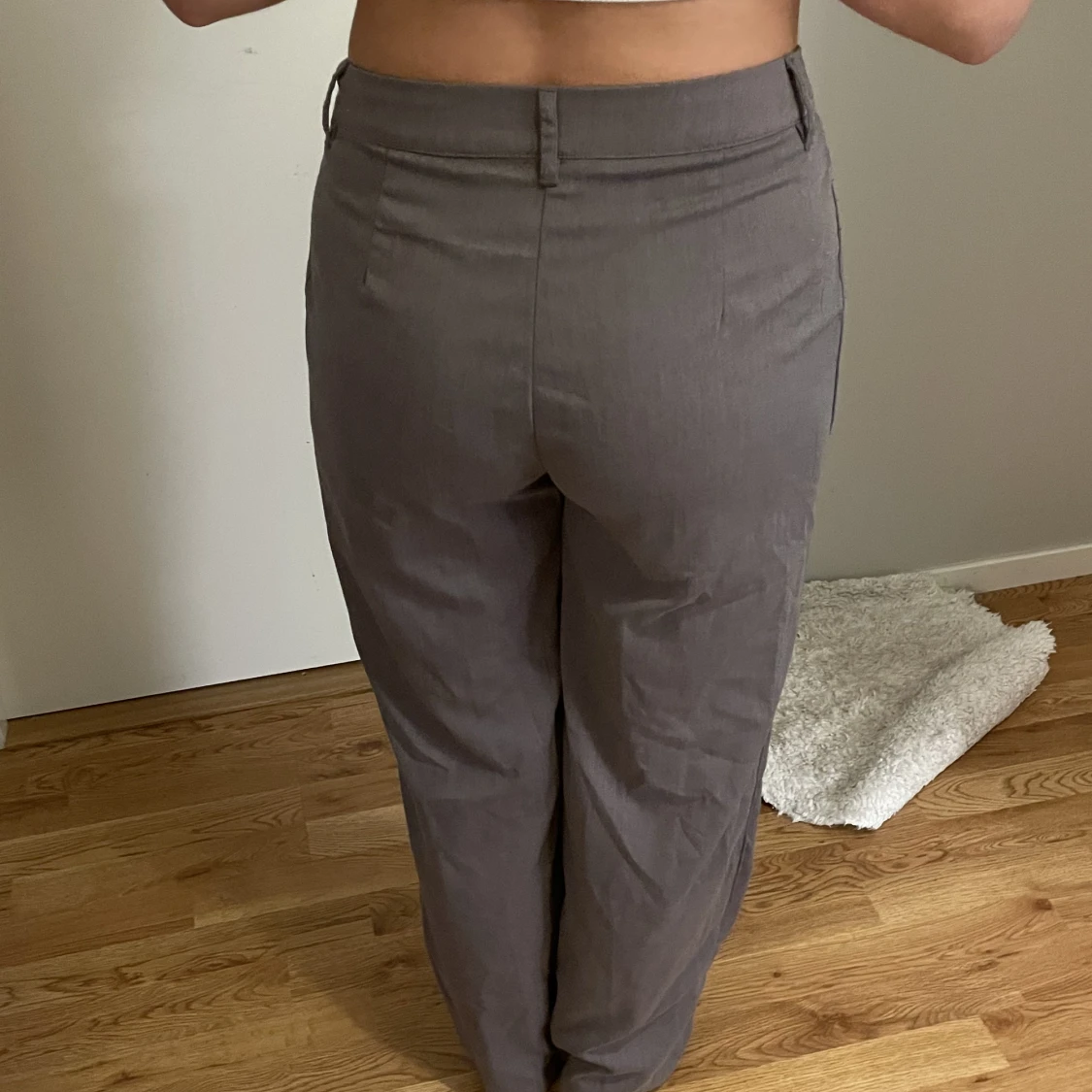 Kostymbyxa grå  - 91