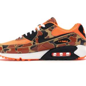 Säljer ett par äkta AirMax 90 Duck   Camo Orange helt nya i original kartong & Pinns 