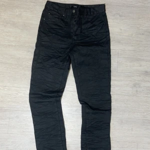 Jaded London Waxed Denim - Stacked waxed jeans från jaded london Kond 9/10
