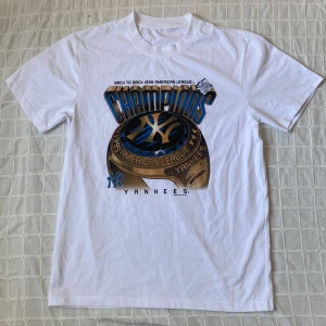 Yankees 1999 tshirt - Retro yankees t-shirt strl L