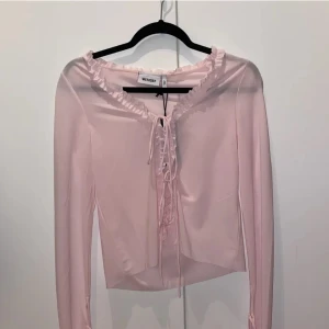 Rosa blus - Rosa blus oanvänd