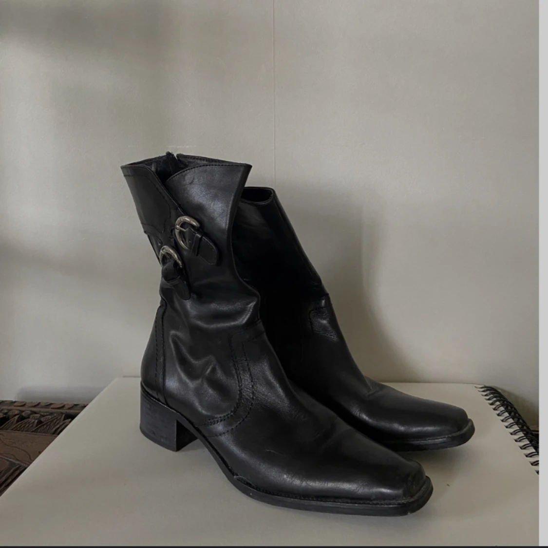 Svarta boots 39  - 90