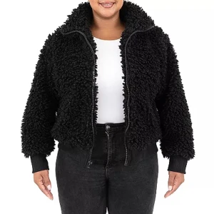 Faux-fur cropped Zip-up, Kohl’s - | Svart croppad Teddy-kofta | Strl: S | Pris kan diskuteras | Skick: bra | Köparen står för frakten | Skriv för fler bilder | Kolla gärna igenom mina andra annonser också 🥰 |