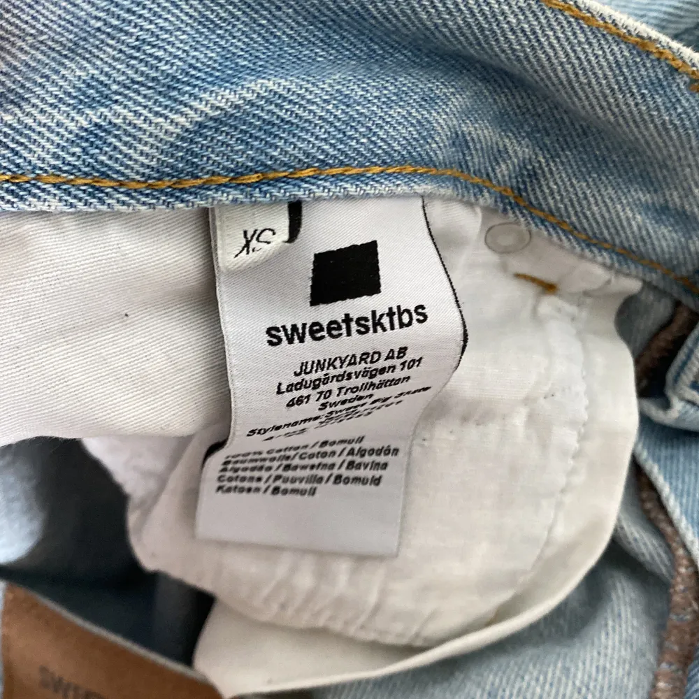 Cond: 10/10  Storlek XS men sitter som S . Jeans & Byxor.