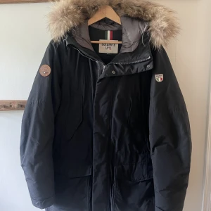 Dolomite vinterjacka - Väldigt varm och skön vinterjacka