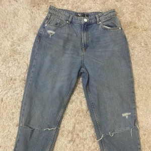 New yorker jeans  - jätte fina jeans som passar till allt! har inte använt så mycket  ( köpte för 269) 
