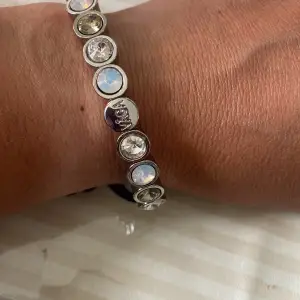 Armband med kristaller ny 