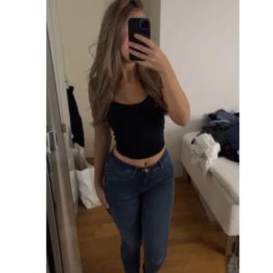 Blåa skinny jeans