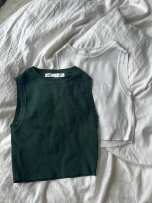 linnen från zara - populära linnen från Zara. Säljer både den vita och mörkgröna för 170 eller alternativt 100kr styck