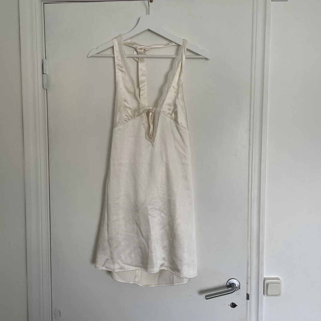 Mini dress in satin - 90