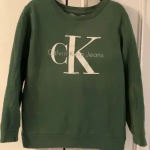 Calvin Klein gröna XS mer som en S Calvin Klein grå XS mer som en S Gant S