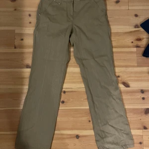 Chinos  - Snygga byxor !! Nypris 1099kr