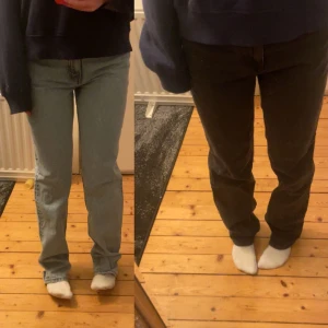 Jeans  - Säljer nu mina jätte fina lågmidjade jeans från Monki då dom är lite för stora för mig, dom är helt oanvända och i jätte fint sick, hör av er om ni är intresserade av att köpa båda eller bara ett par av jeansen, för båda jeansen 550 för ett par 300💓