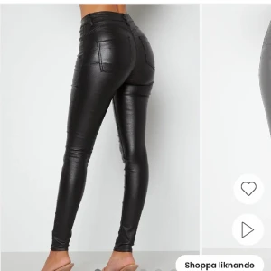 Skinnbyxor - Använda 1 gång. Stretch material, Org pris 550kr. Sänker priset vid snabb affär❤️