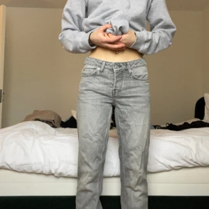 snygga lågmidjade jeans - super snygga och bekväma