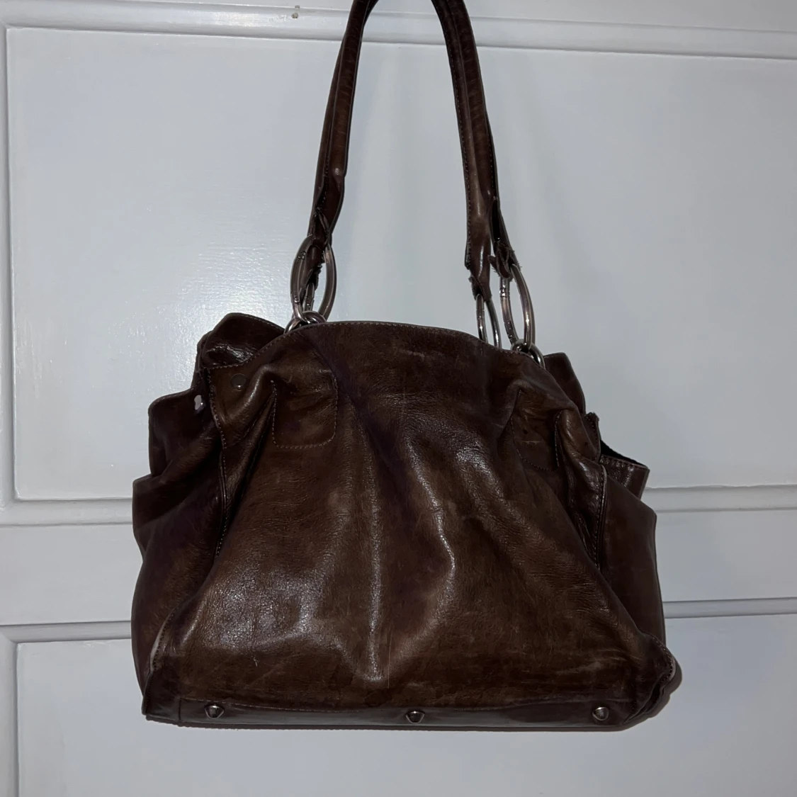 ÄKTA SKIN HANDVÄSKA