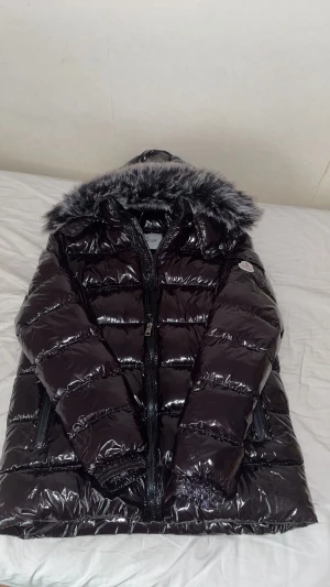  Moncler jacka - Storlek s 
