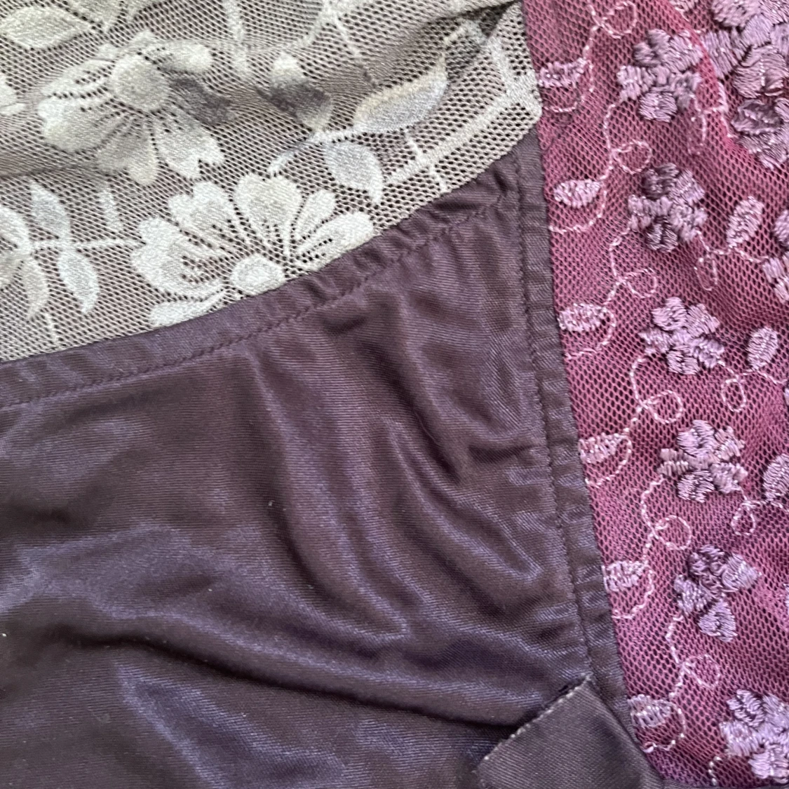 lila tröja med spets  - 91