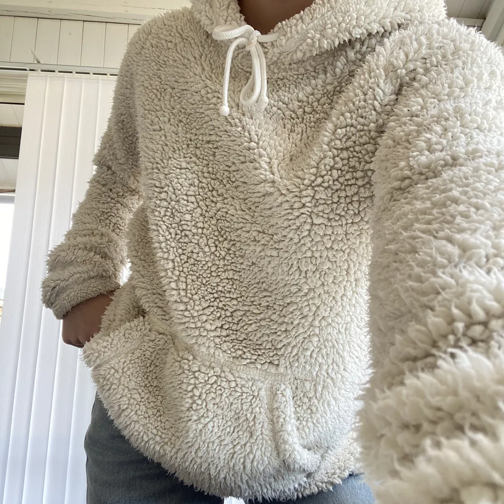 Hollister beige fashion hoodie