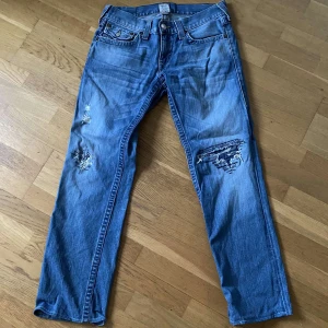 True religon jeans  - Feta Ricky trueys storlek 32💥💥 kan gå ner i pris vid snabb affär och tar emot byten🤑🤑🤑
