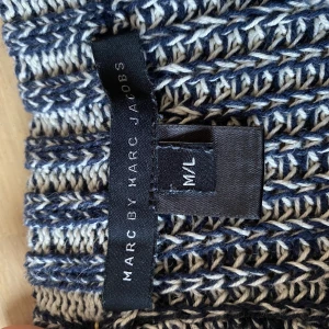 Marc Jacobs tröja  - Säljer denna Marc jacobs tröja som är slutsåld! Har inga defekter, pris kan diskuteras!💞