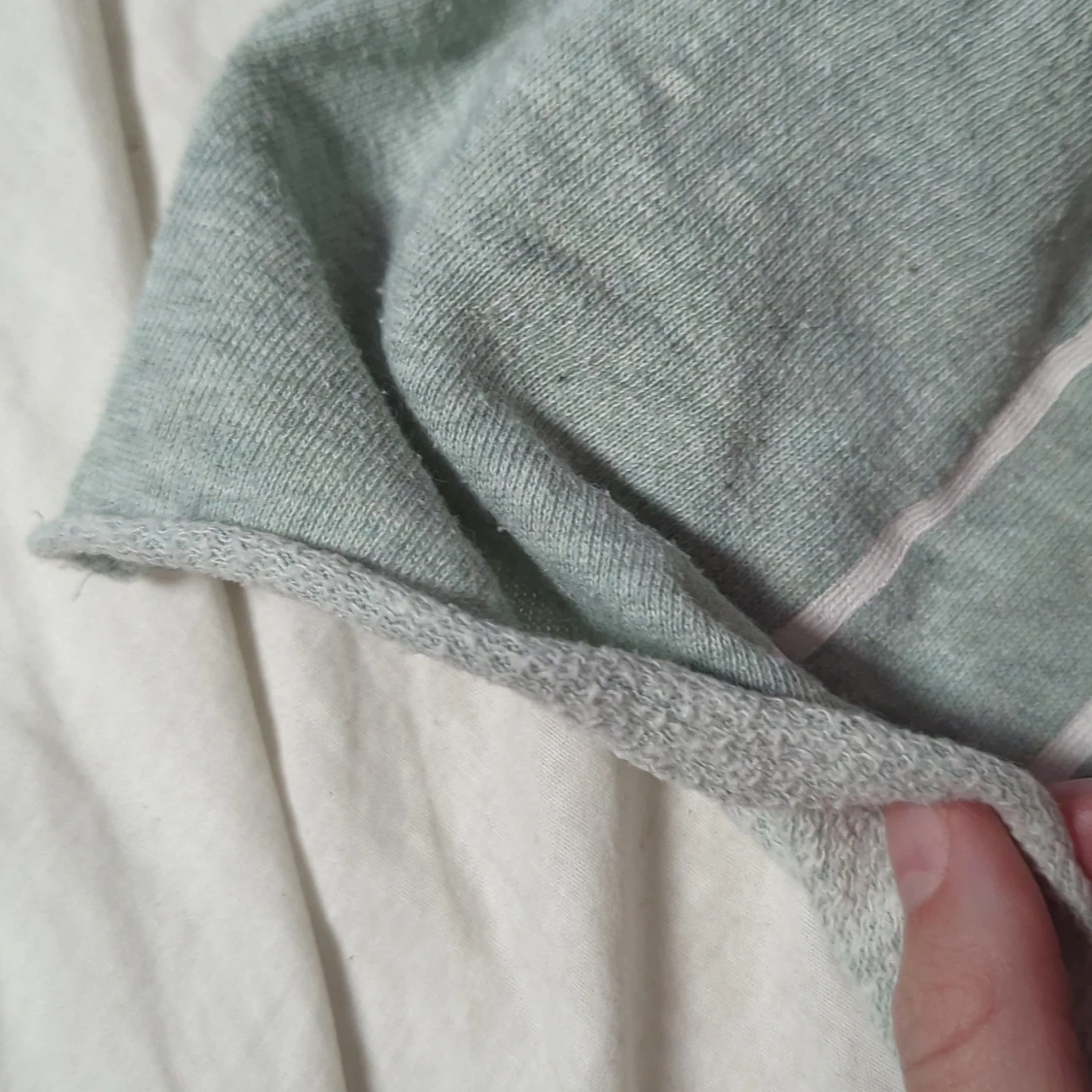 Kort tunn hoodie - 91