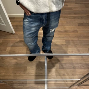 Hope rush jeans  - Säljer mina Hope jeans då jag har använt de två gånger köptes för 2400 ish. Storlek 32