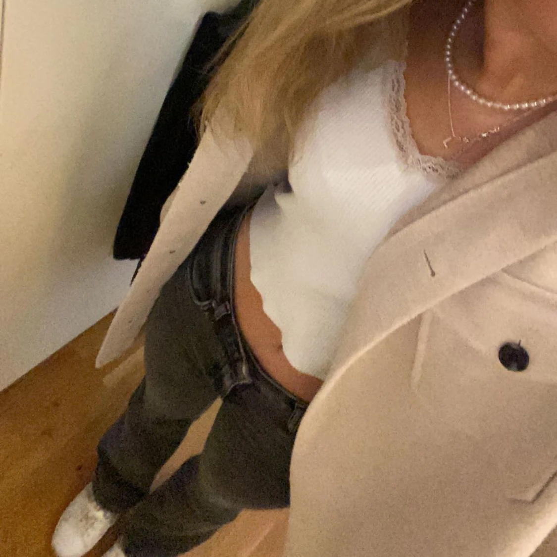 gråa lowaist bootcut jeans  - 90