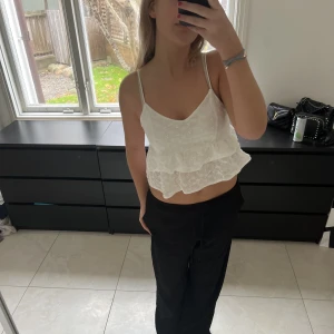 Topp - Säljer min jättesöta topp! Passar perfekt till fest❤️