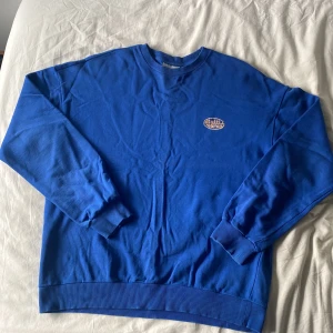 Junkyard Sweatshirt - En skitsnygg tröja jag knappt använd som jag växt ur