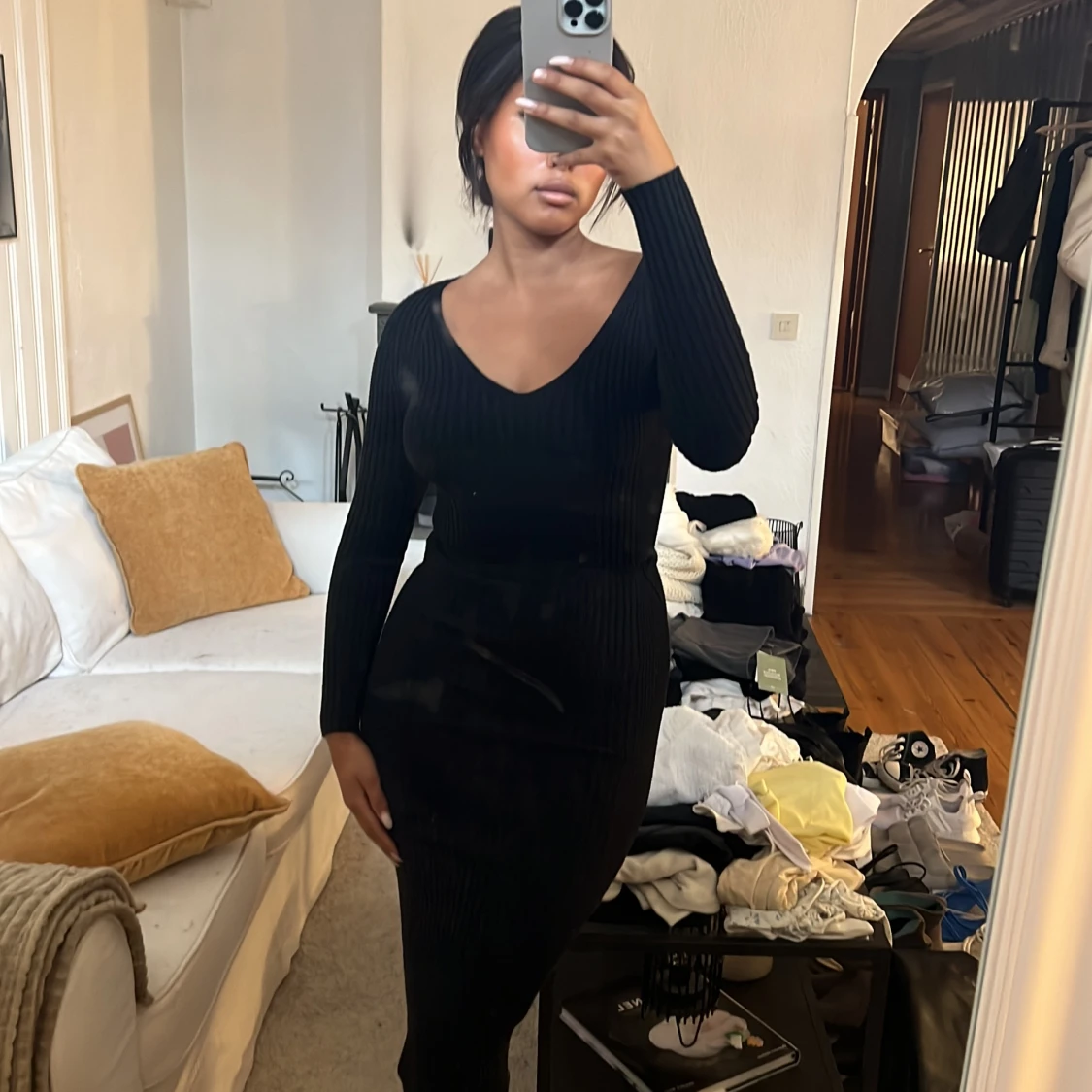 Svart klänning  - 91