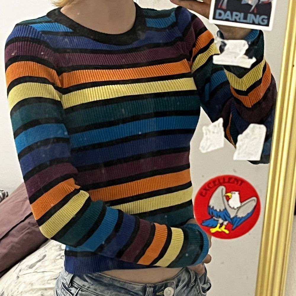 MultifärgadStickad tröja regnbåge | Plick Second Hand