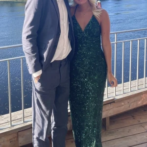 Balklänning  - Min fina balklänning från dressroom line i Göteborg. Nypris 5000💕