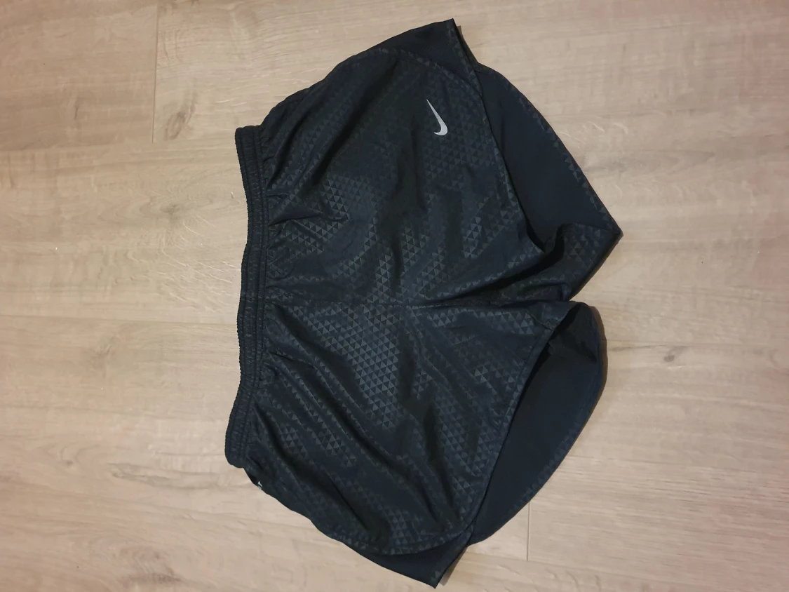 Nikeshorts