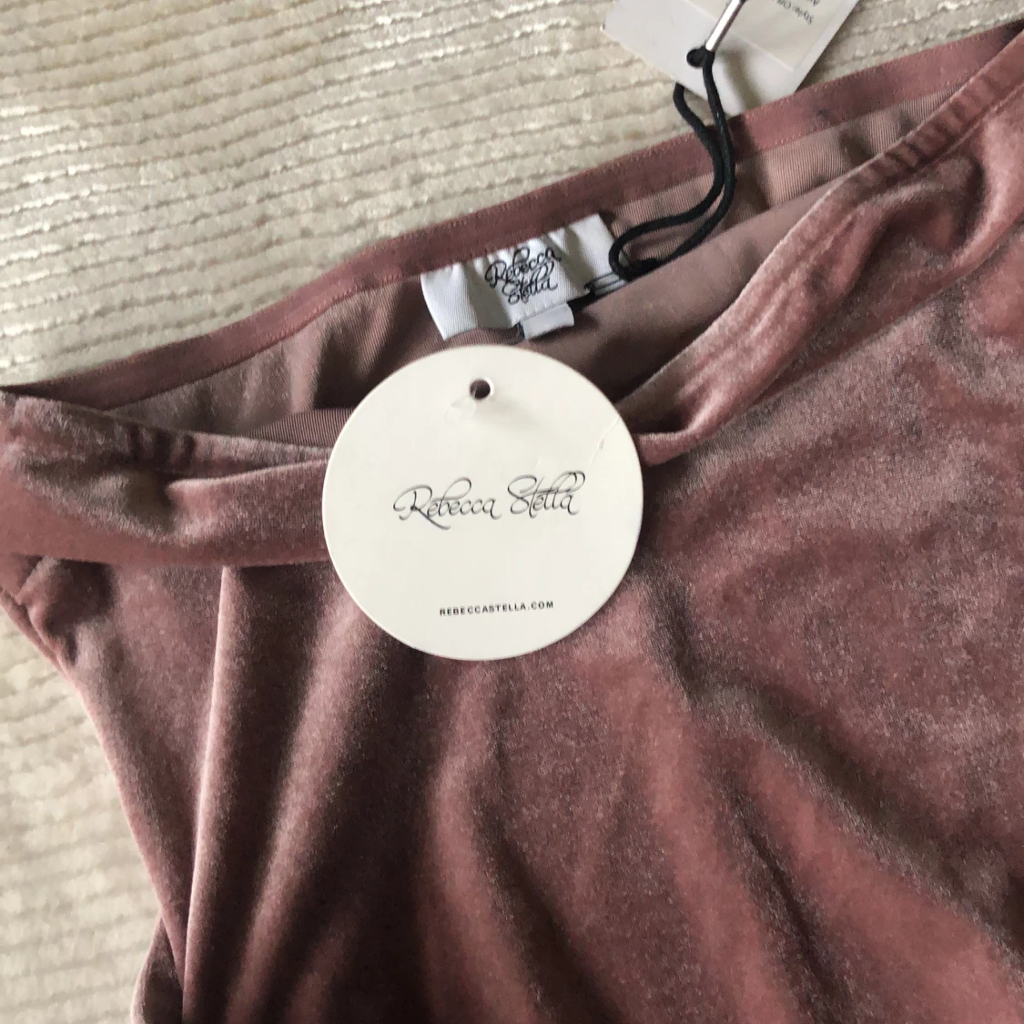 Off shoulder slit dress - 90