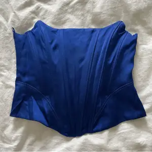 Blå korsett från Zara som har prislappen kvar, storlek S. 175kr frakt ingår 