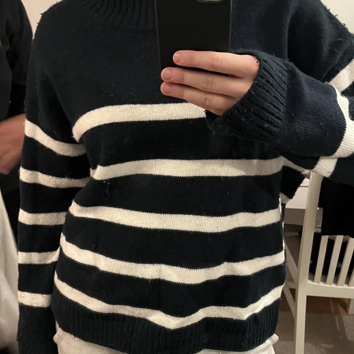 Randig stickad tröja