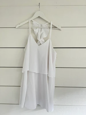 Studentklänning  - Aldrig använd!! Endast testad💓