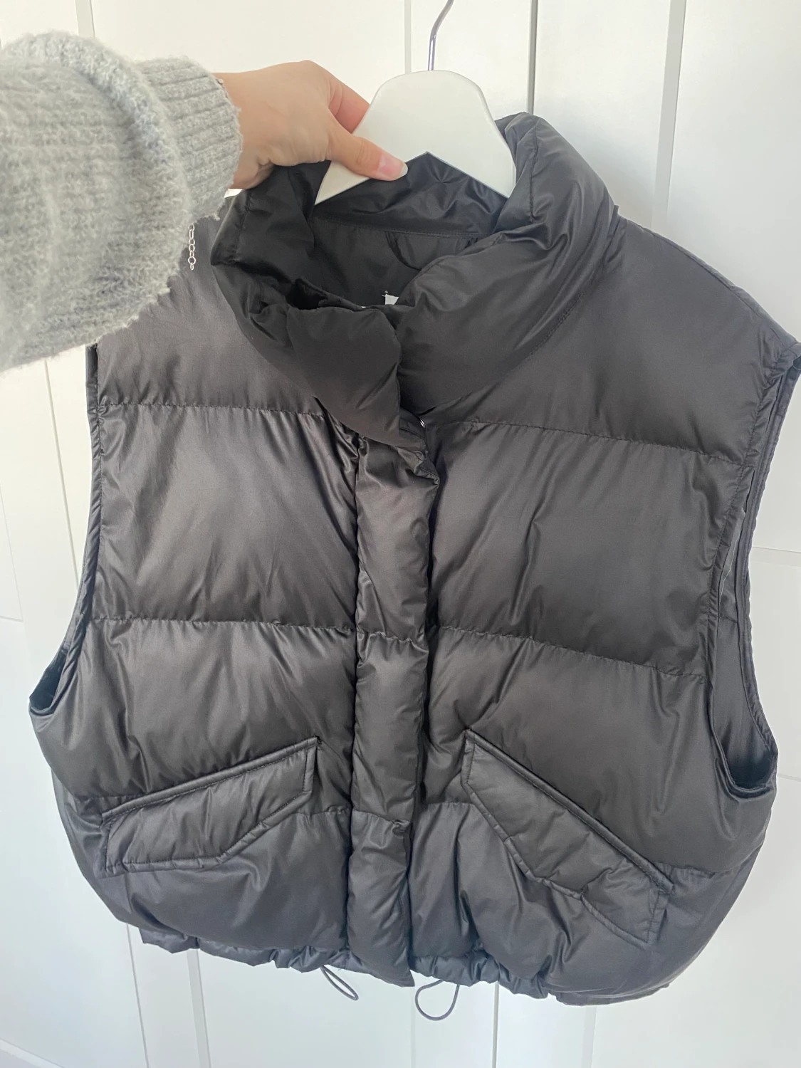 Svart dum väst - 37