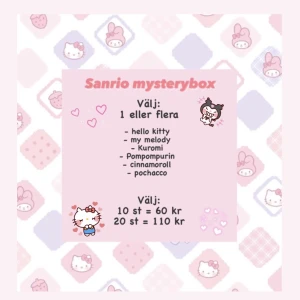 Sanrio klistermärken  - Välj en eller flera karaktärer och få en mysterybox med klistermärken. Klistermärkena är tillverkade av mig. Frakten tillkommer på 15 kronor 🎀 2-6 cm