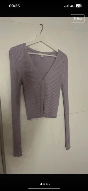 Lila topp - Från hm, storlek M