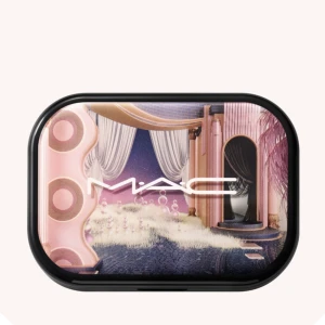 Mac ögonskugga - Ny endast testad 2 gånger! Säljer då jag har fler ögonskuggspaletter jag använder mer😅 köpt för 490kr på kicks!