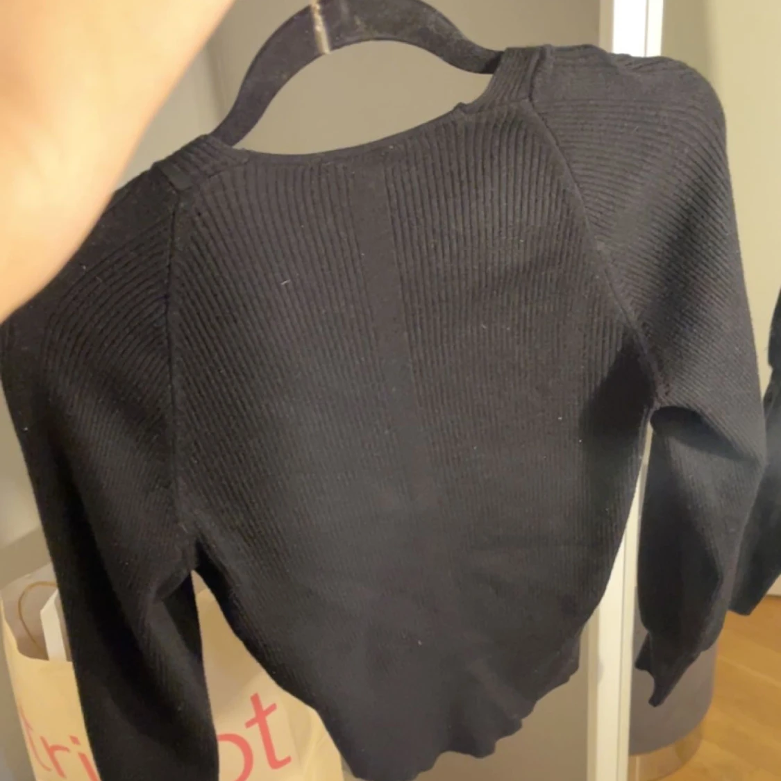 Svart långärmad tröja - 91